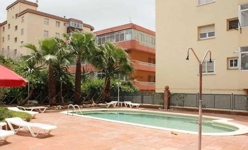 Apts. Imperial Salou 2*,